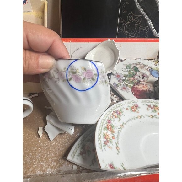 SOLD! Vintage Broken China Floral Pendant - 925 Silver Rose Quartz | Alma Antigu - Picture 3 of 17